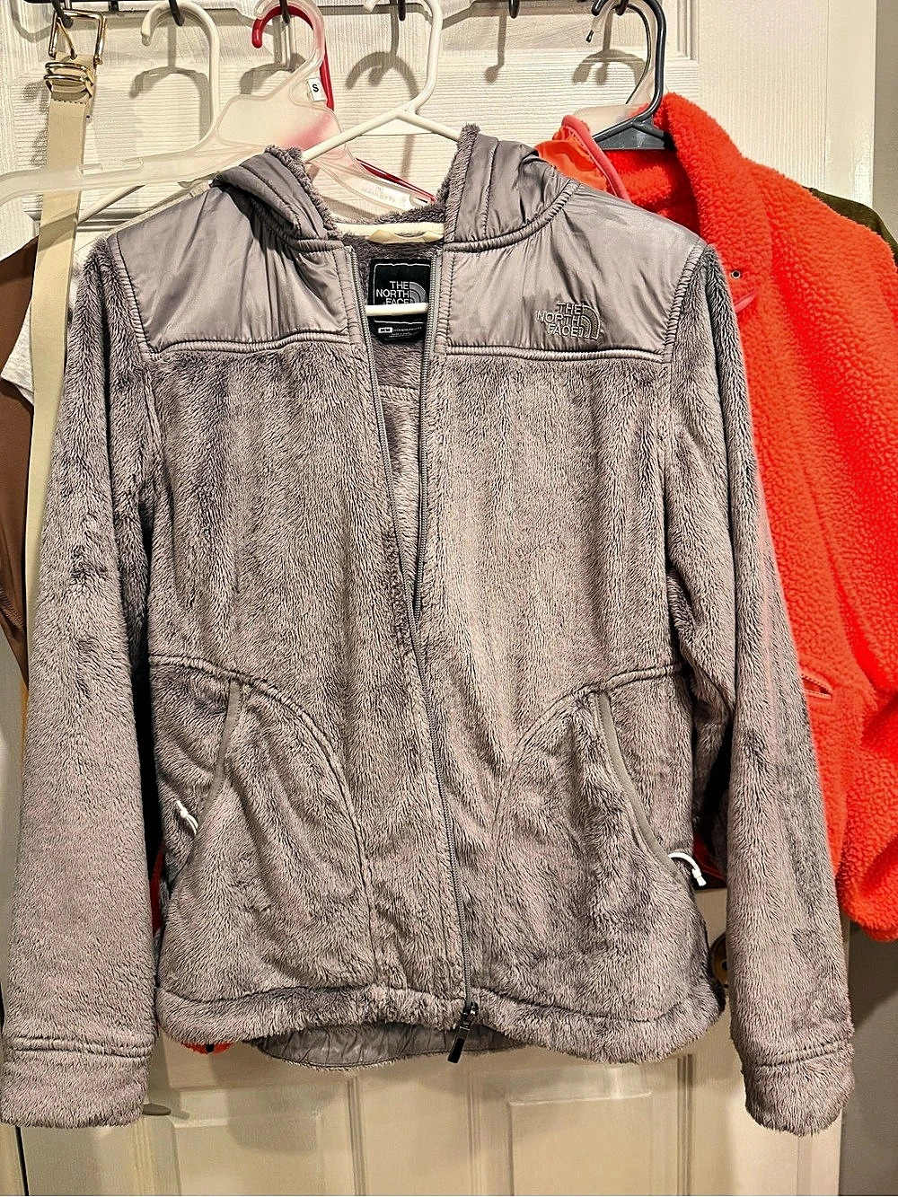 The North Face Women's Osito Sport Hybrid Full-Zip Hoodie Gray Medium